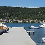Appartement For Families With Children - Donja, Rab - 14425 *